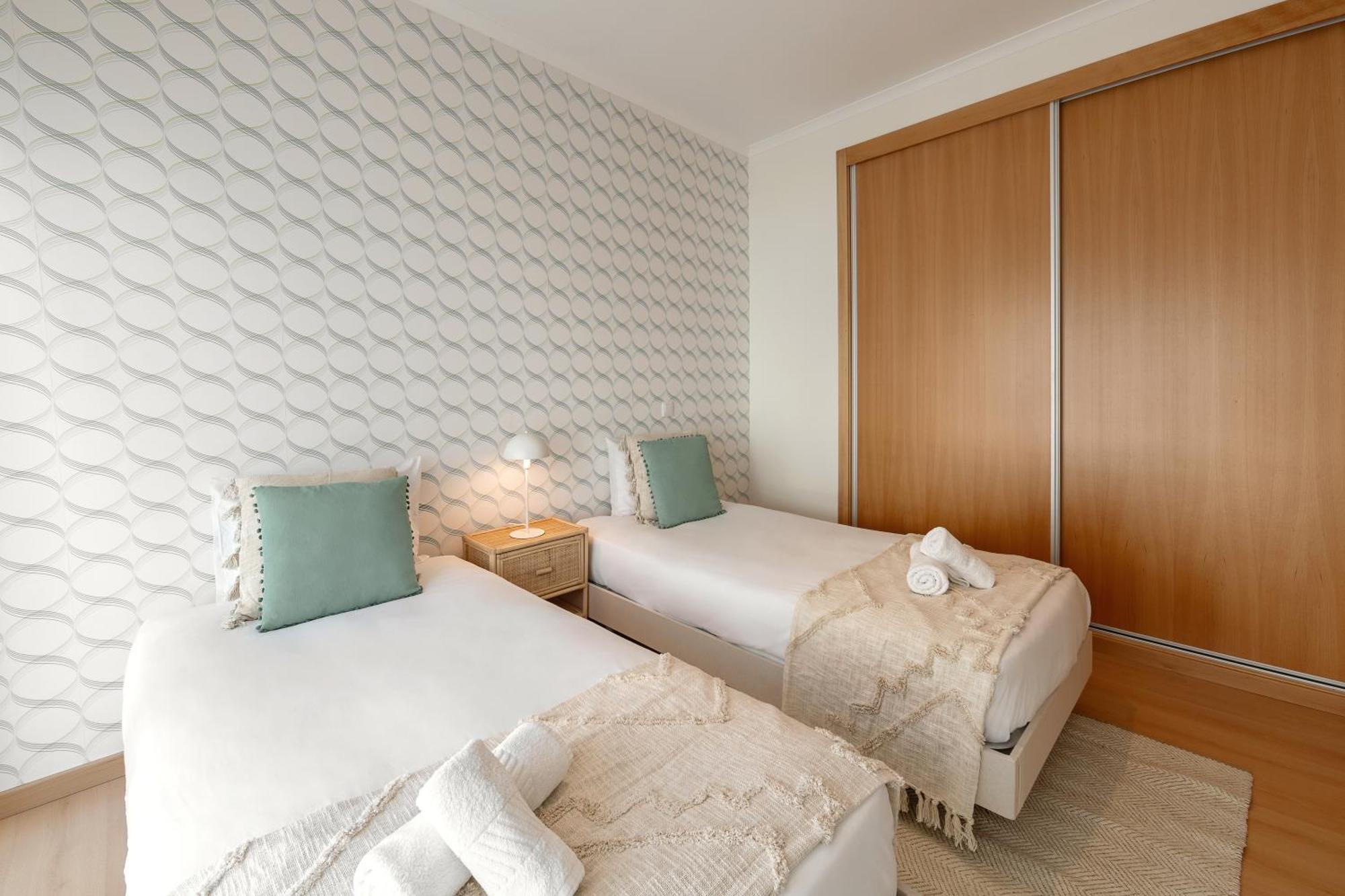 Nazare Beach House מראה חיצוני תמונה